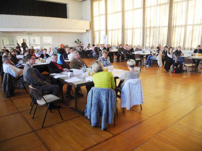 Die Teilnehmer der regionalen Pflegekonferenz in Germersheim